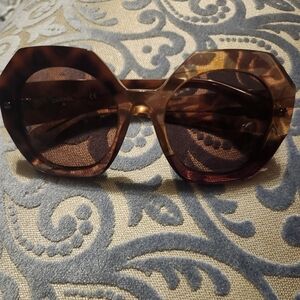 CHANEL Oversized Octagonal  Sunglasses - Brown ( SMALL SCRATCHES On Lens